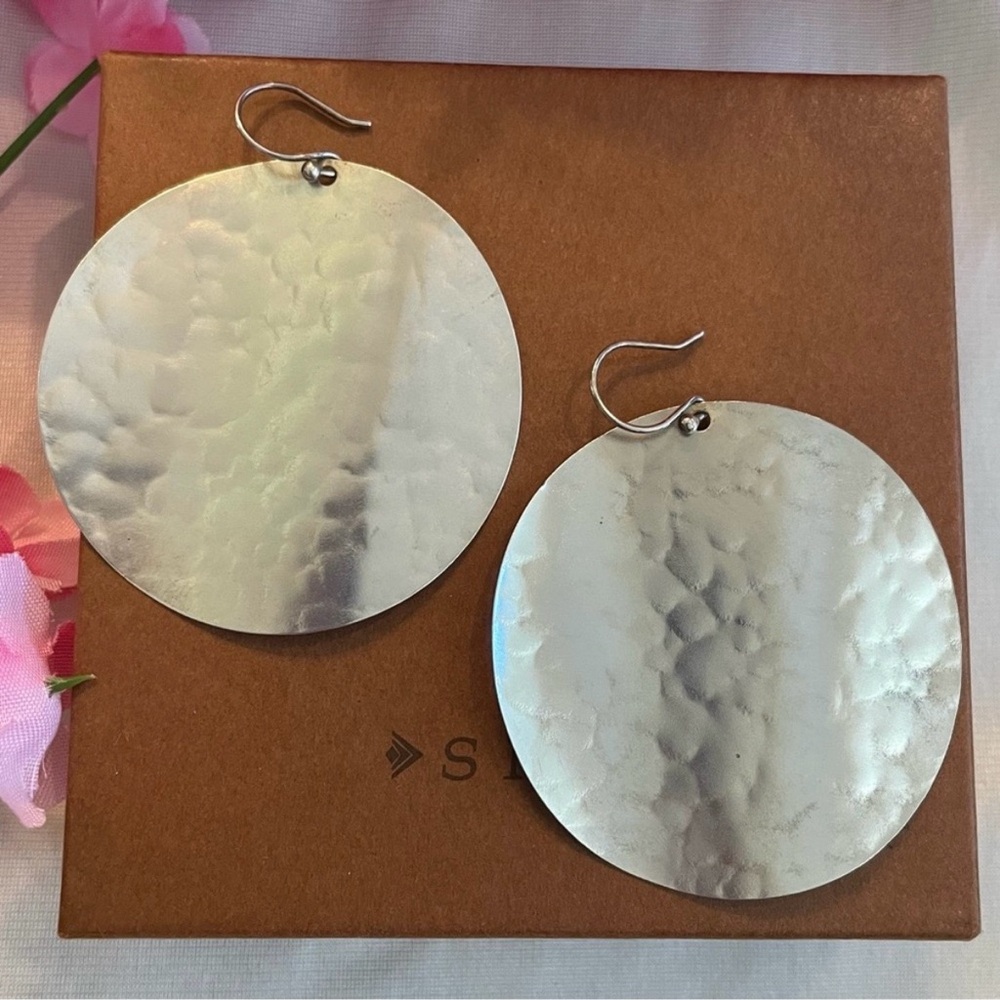 Silpada Sterling Silver ‘MOONGLOW’ Hammered Round Statement Earrings W2251